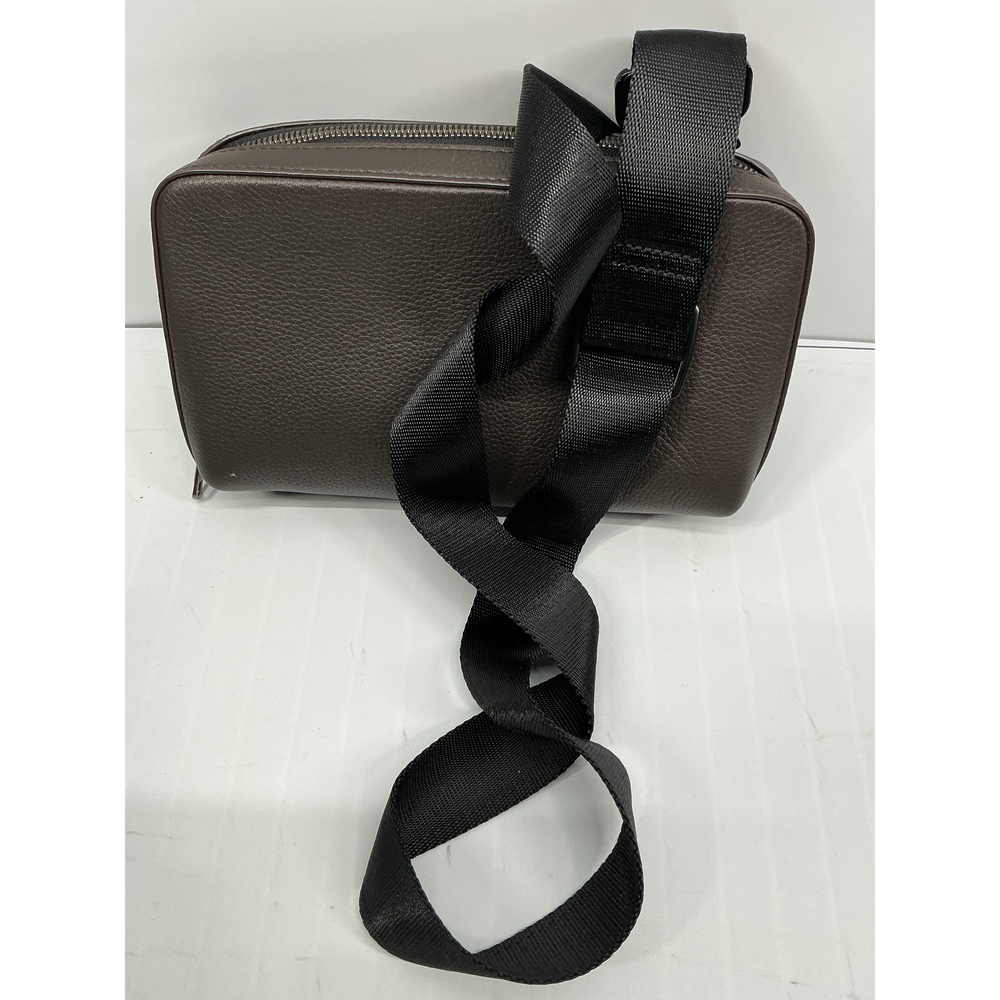 Excursion Italian Leather Sling - Picture 3 of 3